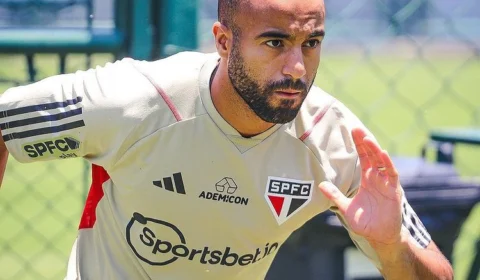 Lucas Moura se recupera e volta aos treinos no São Paulo após 12 dias de lesão