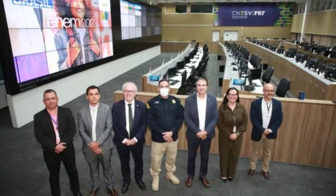 Ministro visita Centro de Comando da PRF para garantir segurança do ENEM