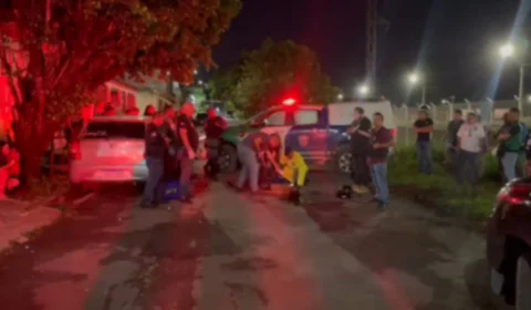 VÍDEO: homem em garupa de moto é morto com tiro na nuca na Zona Norte de Manaus