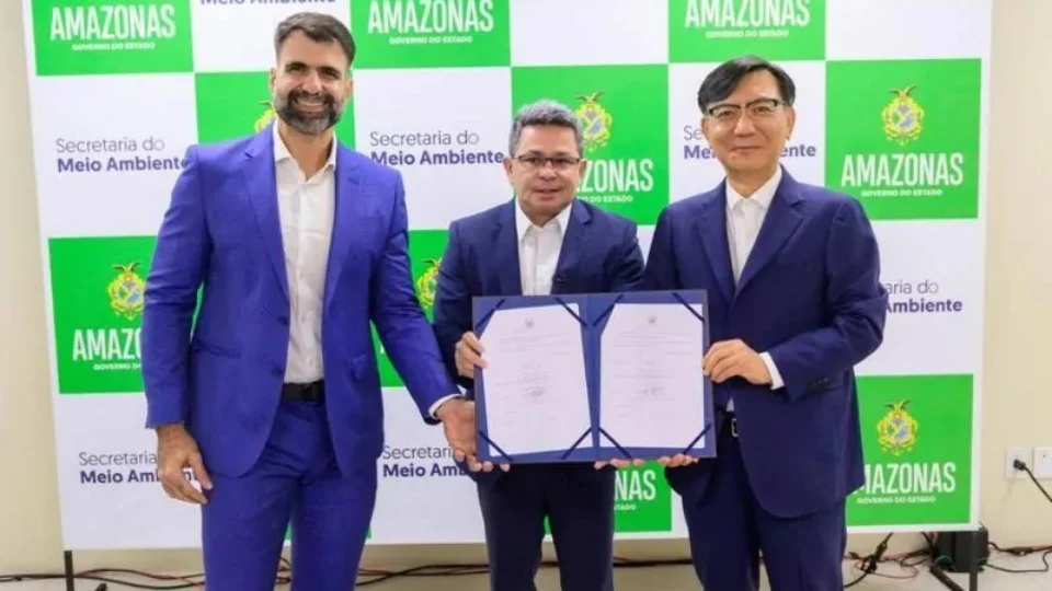 AM firma parceria com Coreia do Sul e anuncia rede de proteção ambiental