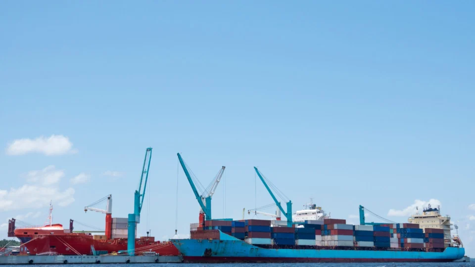 Exportações e importações movimentaram US$ 649,08 milhões em outubro no AM