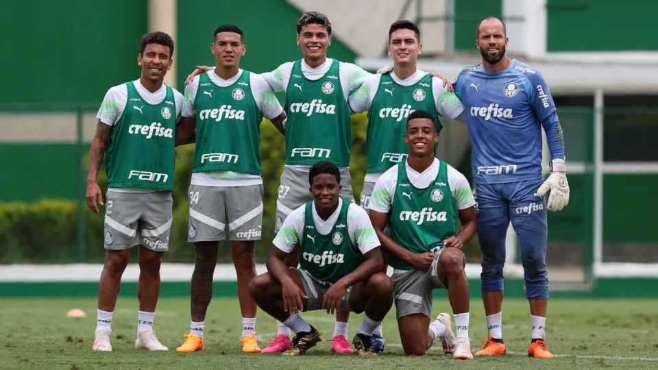 Jogadores do Palmeiras convocados pela Seleção retornam aos treinos