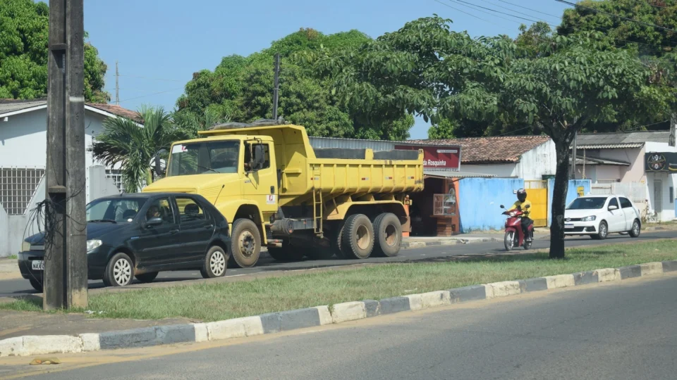 Nova multa para caminhoneiros entra em vigor: entenda como funciona