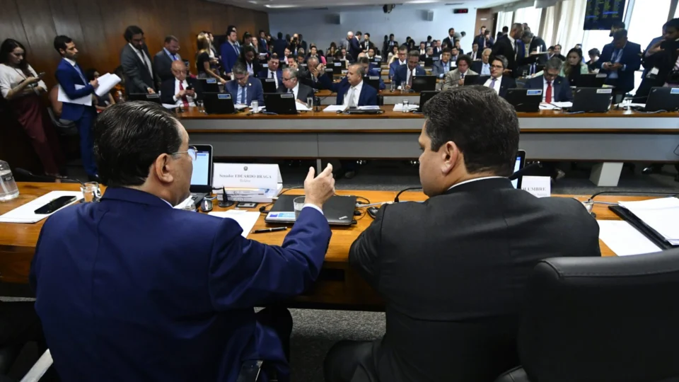 No Senado, CCJ pode votar projeto que reduz reserva legal na Amazônia