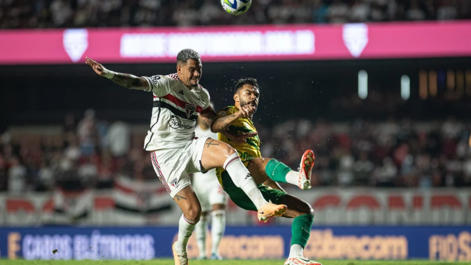 São Paulo frustra expectativas no Morumbi em empate sem gols com Cuiabá