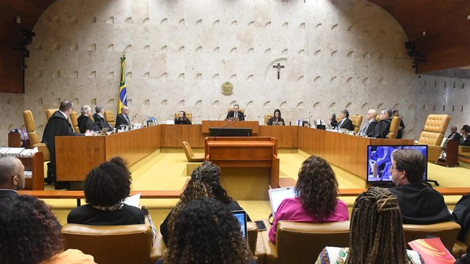 STF forma maioria e condena mais 5 réus por atos do 8 de janeiro