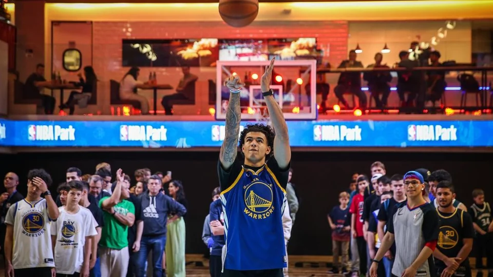 Gui Santos assina com Golden State Warriors, da NBA, por três anos