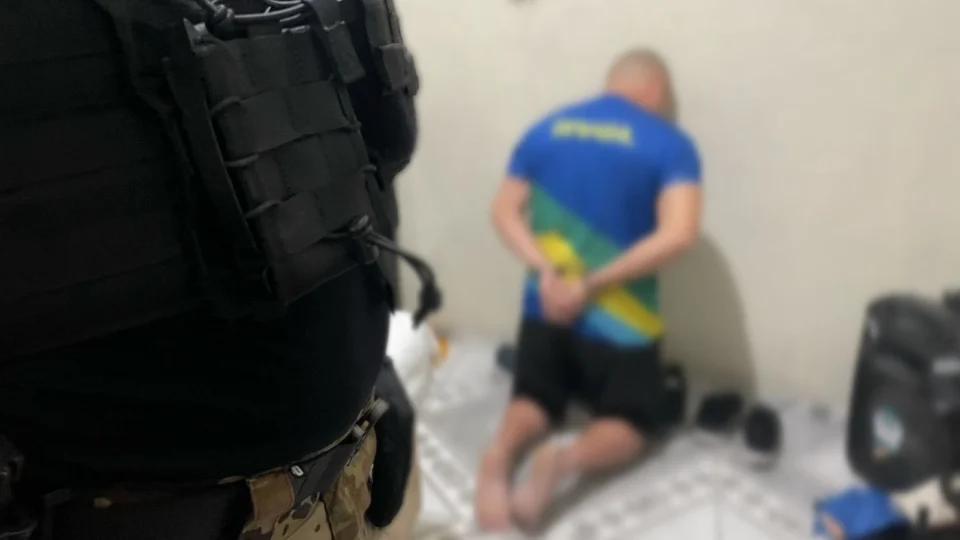 Técnico de vôlei é preso por exploração sexual de atletas em Manaus