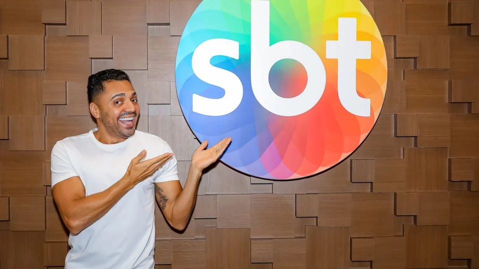 Tirullipa retorna ao SBT e estreia novo programa na emissora; confira