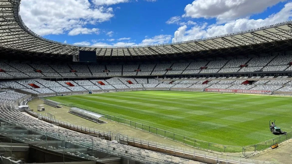 Vasco se prepara para partida decisiva com portões fechados
