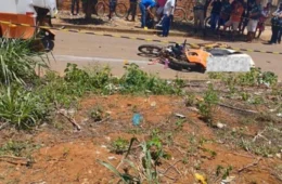 Motociclista morre após bater em micro-ônibus escolar no Tocantins