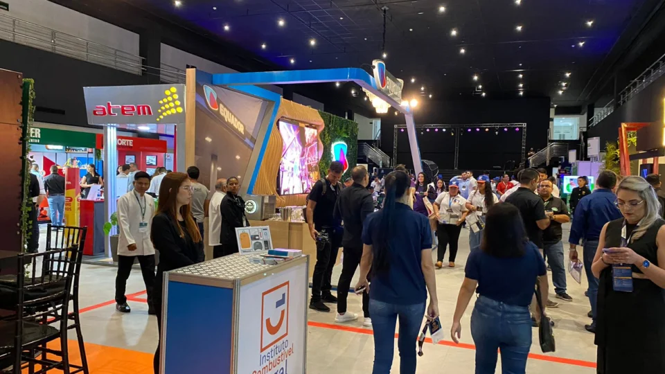 Encontro em Manaus expõe novas tendências do mercado de combustíveis