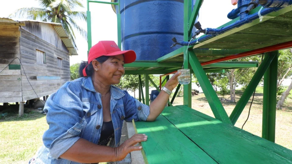 Seca no AM: mais de 400 purificadores de água são instalados em 52 municípios