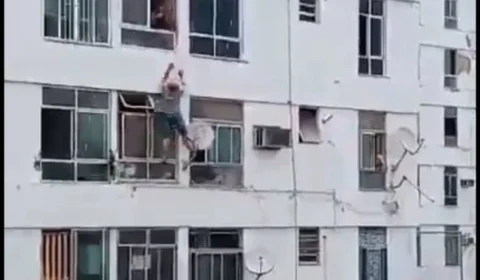 VÍDEO: amante flagrado com mulher casada cai ao se pendurar em prédio, no RJ