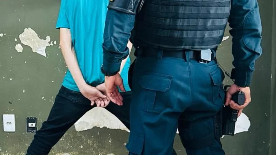 Homem é preso com moto com restrição de roubo e furto em Boa Vista
