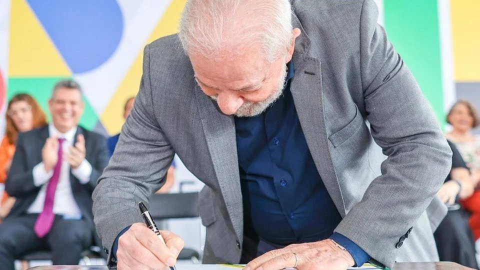 Estados receberão R$ 15,8 bilhões para compensar perdas de arrecadação