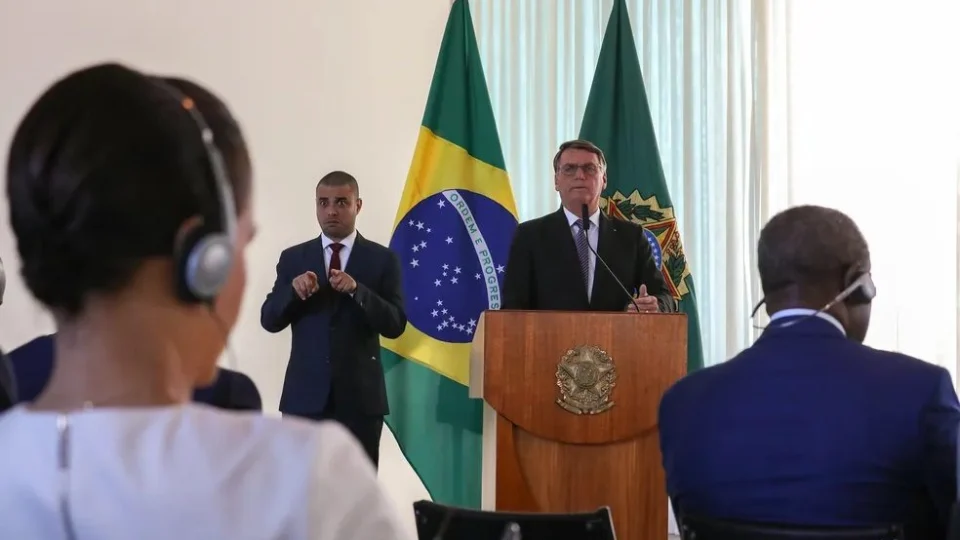Segunda Turma do STF analisa recurso de Bolsonaro contra multa eleitoral