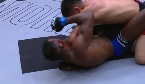 VÍDEO: lutador brasileiro tem orelha estourada durante luta na Rússia