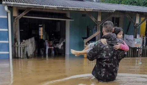 Fortes chuvas matam 5 pessoas em Rio Grande do Sul e Santa Catarina