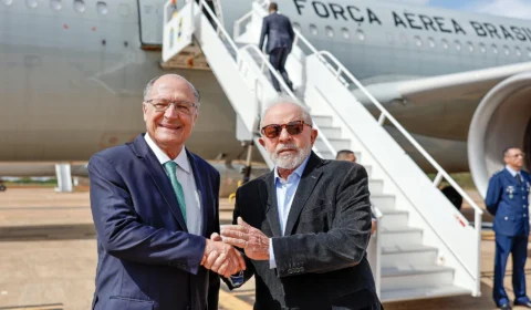 Lula embarca para participar da COP 28 em Dubai, nos Emirados Árabes