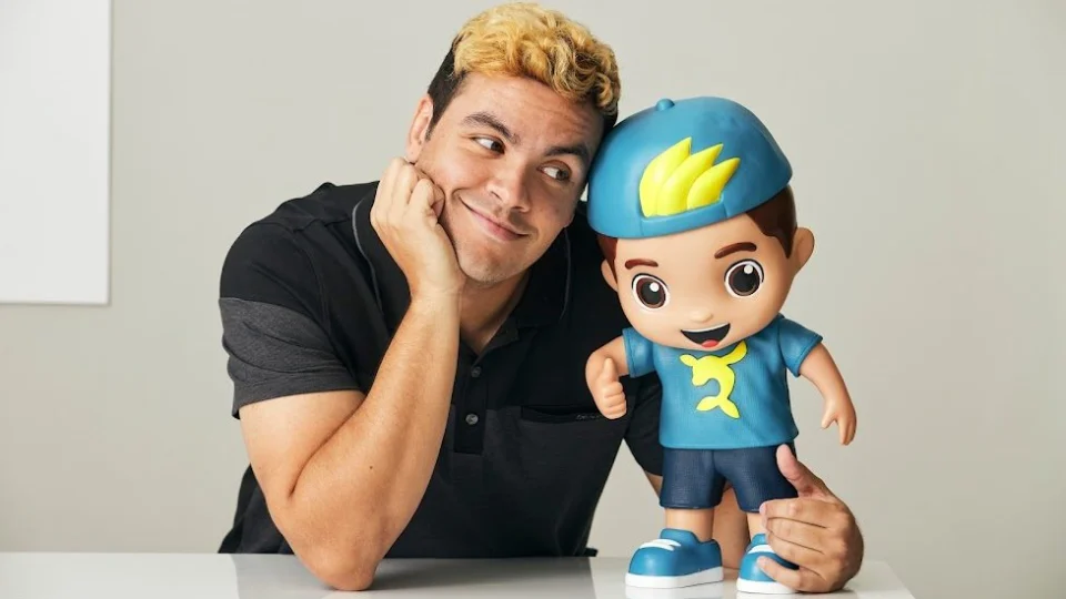 Avisa a criançada! Luccas Neto terá programa no SBT em breve