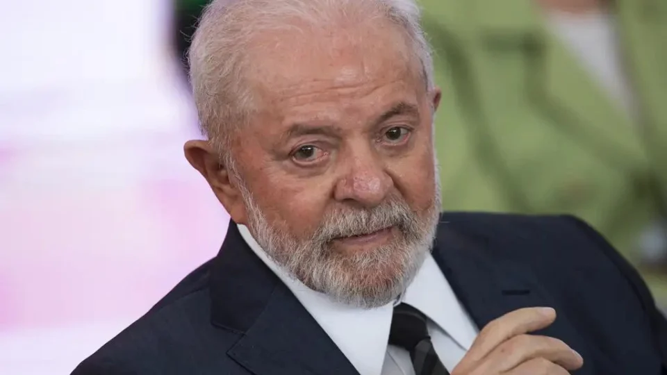 Lula parabeniza Milei, o novo presidente argentino