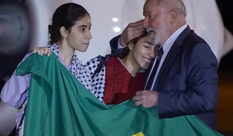 Lula conversa com o presidente de Israel, Isaac Herzog