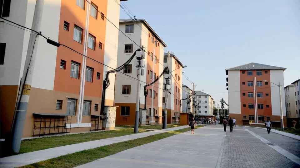 Minha Casa, Minha Vida: governo Lula quer programa para famílias com renda de até R$ 12 mil