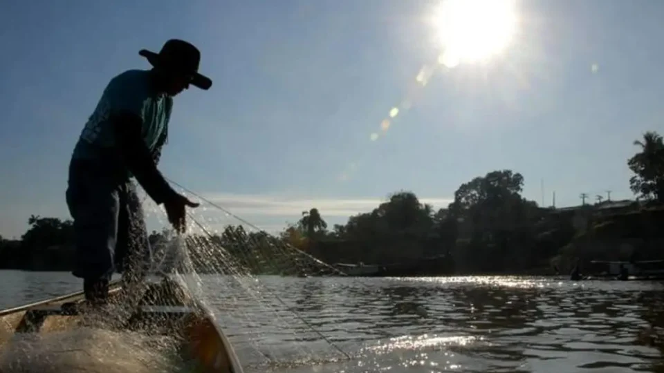 Pescadores atingidos pela seca no Pará terão parcela extra de auxílio