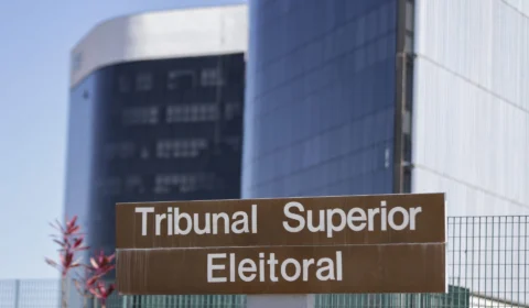 Nova ministra e novo corregedor-geral tomam posse no TSE