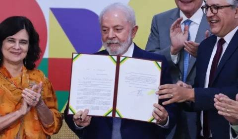 Lula sanciona projeto de lei que regulamenta profissão de sanitarista