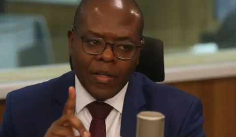 Deputados vão pedir impeachment de ministro por pagar passagens da ‘dama do tráfico’