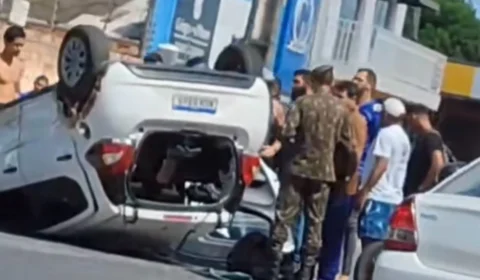 Acidente entre dois veículos resulta em capotamento em Boa Vista