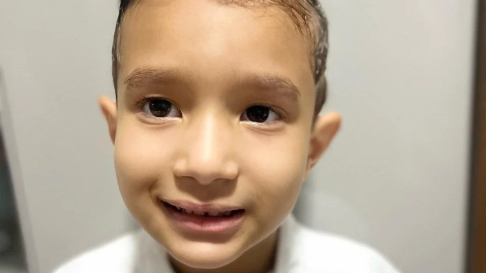 Vítima de leucemia, filho de secretária estadual morre aos 5 anos no Acre