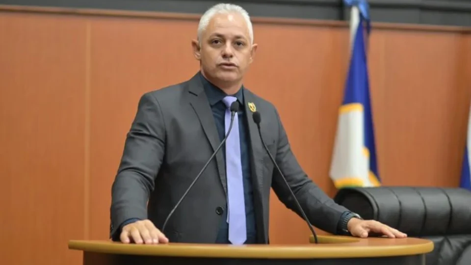 Deputado Rárison Barbosa é acusado de agressão e ameaça