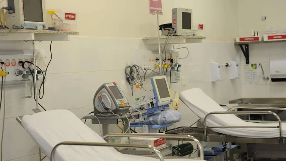 Casos de intoxicação por suposta bebida adulterada são investigados em MG