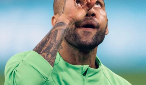 Julgamento de Daniel Alves é marcado para fevereiro de 2024 na Espanha