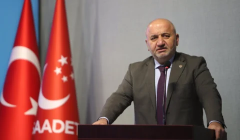 VÍDEO: deputado turco morre após infarto durante discurso contra Israel