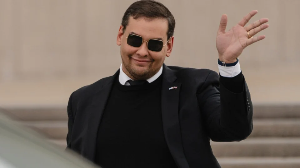 Deputado filho de brasileiros tem mandato cassado no Congresso dos EUA