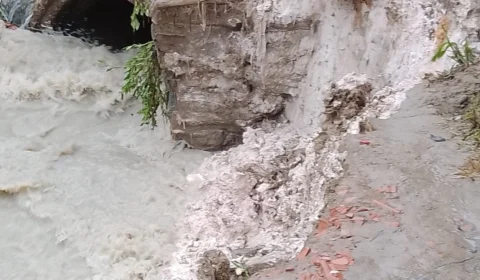 VÍDEO: moradores sofrem com alagamentos após obras em bueiro em Manaus