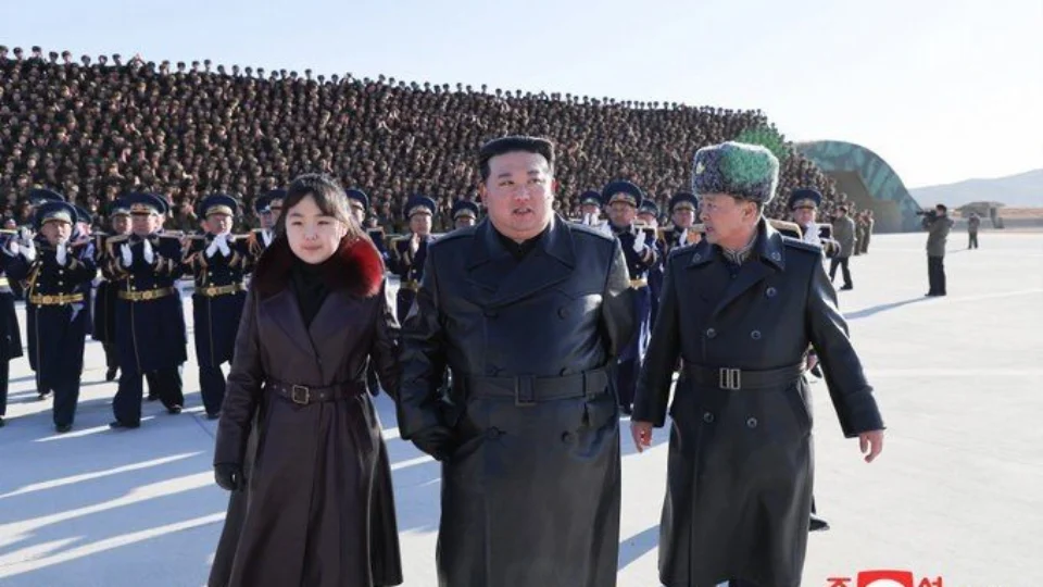 Coreia do Norte: Kim Jong-un pede prontidão militar contra qualquer provocação