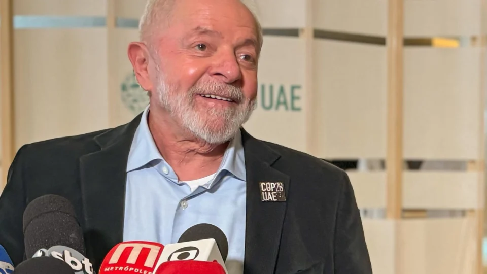 Lula encerra participação na COP 28 e diz: ‘saio daqui muito satisfeito’
