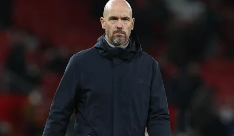 Manchester United proíbe quatro veículos em entrevista coletiva de técnico