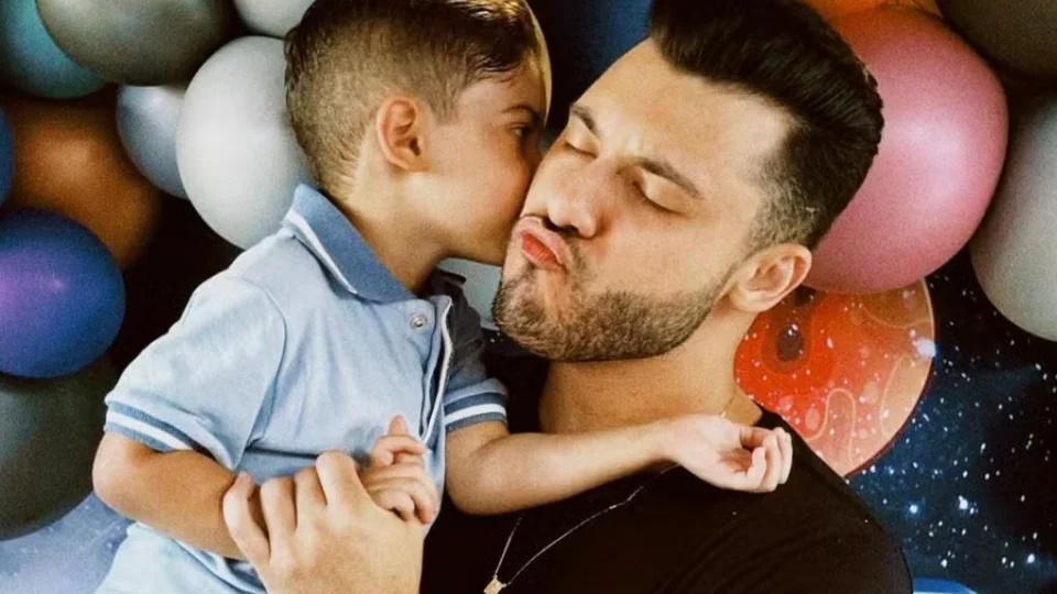 Murilo Huff comemora aniversário de Léo, filho com Marília Mendonça