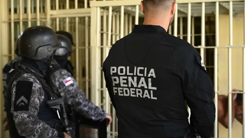 Operação Mute: 23 estados, incluindo o Amazonas, combatem a comunicação ilícita nos presídios