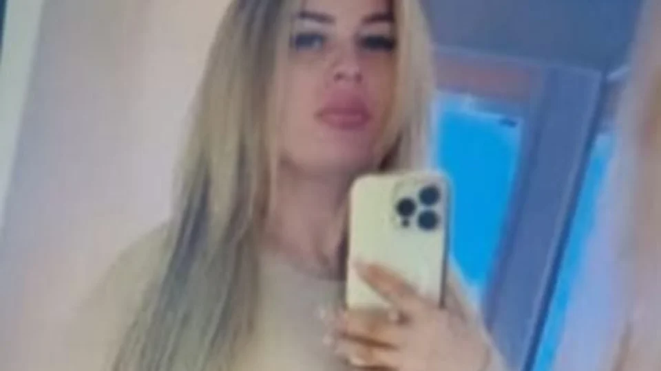 ‘Lora da Carga’ é procurada por furto qualificado de televisores em Manaus