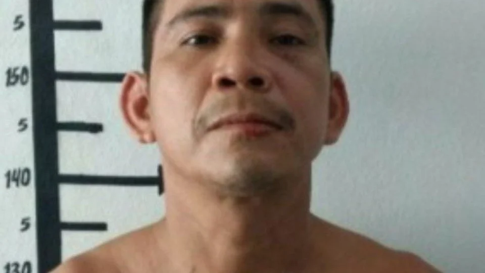 Homem é procurado por roubo e estupro da filha, de 15 anos, em Manaus