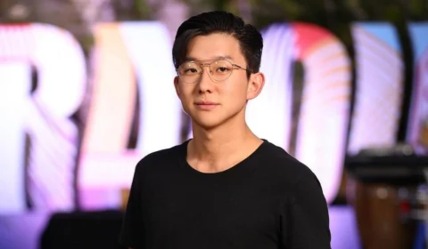 VÍDEO: Pyong Lee nega acusações de abandono paterno