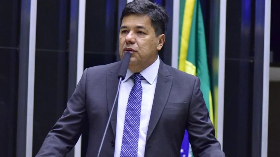 Relator do Novo Ensino Médio quer aumentar horário de aulas obrigatórias