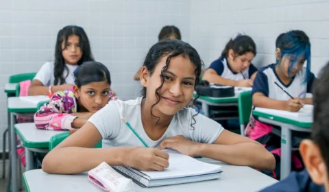 Começa rematrícula dos alunos da rede municipal de Manaus